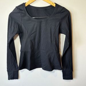 Size S  -  NWT Halara long sleeve sports top Black Crop Tops